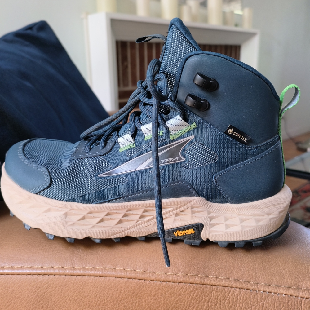 Altra Blue and Beige Footwear